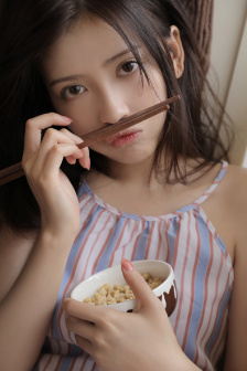 精品卡一卡2新区乱码